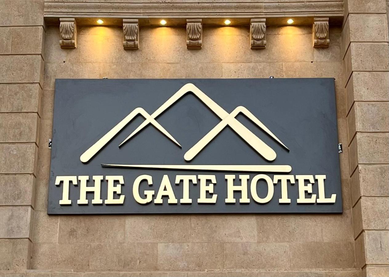 The Gate Hotel Front Pyramids & Sphinx View Kafret el-Gabal Exteriör bild