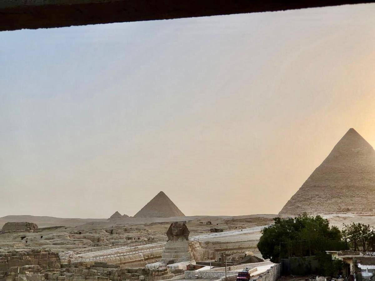 The Gate Hotel Front Pyramids & Sphinx View Kafret el-Gabal Exteriör bild