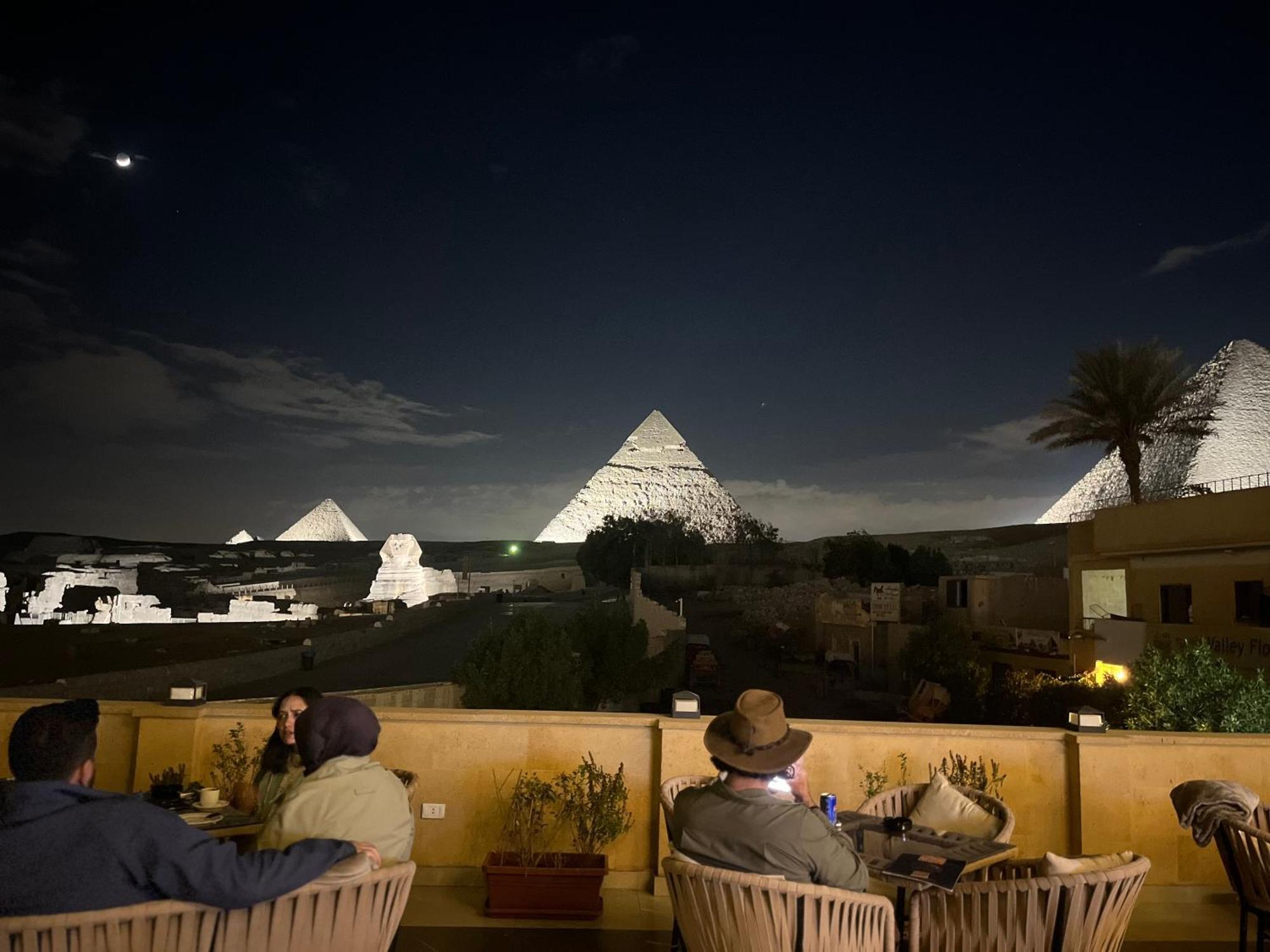 The Gate Hotel Front Pyramids & Sphinx View Kafret el-Gabal Exteriör bild