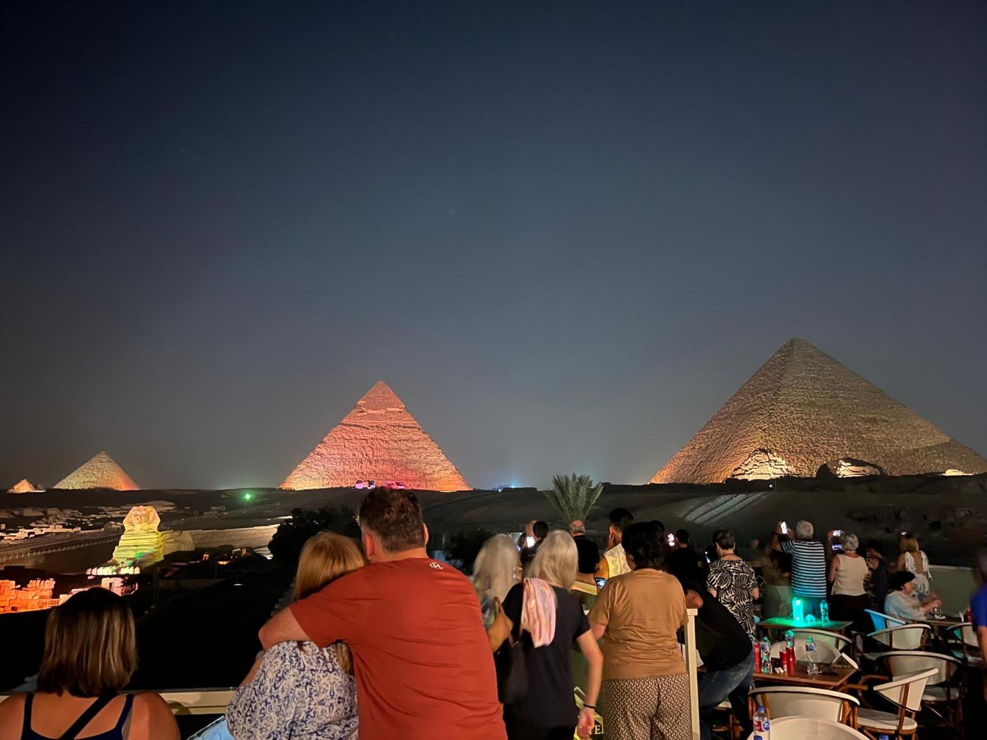 The Gate Hotel Front Pyramids & Sphinx View Kafret el-Gabal Exteriör bild