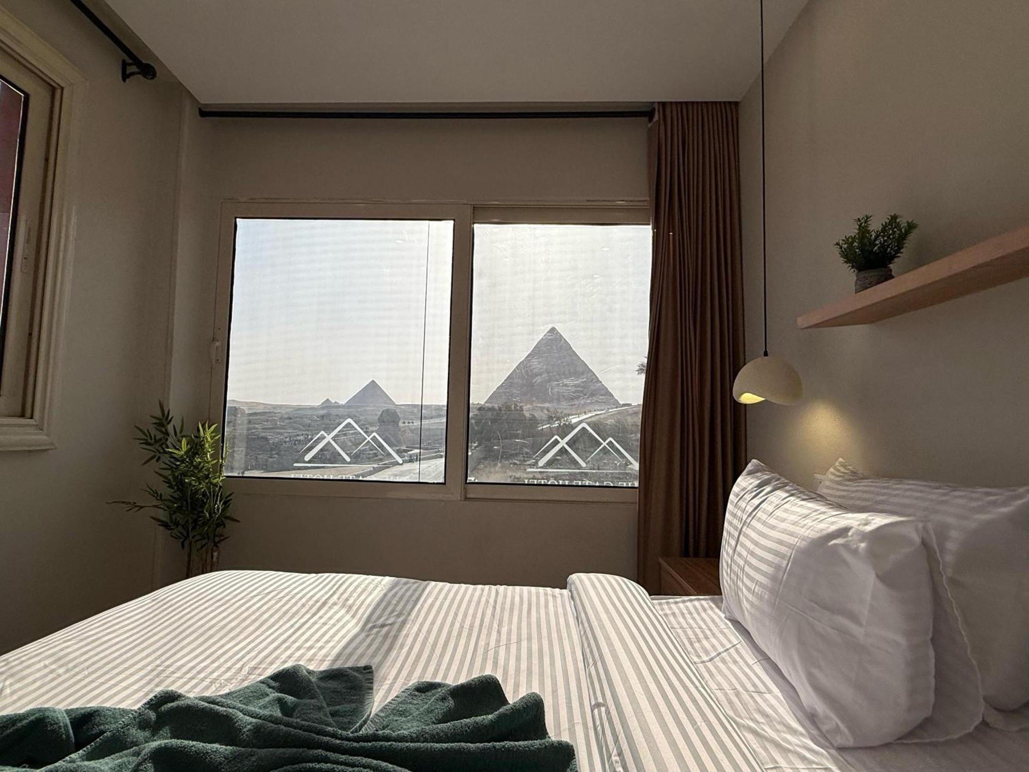 The Gate Hotel Front Pyramids & Sphinx View Kafret el-Gabal Exteriör bild